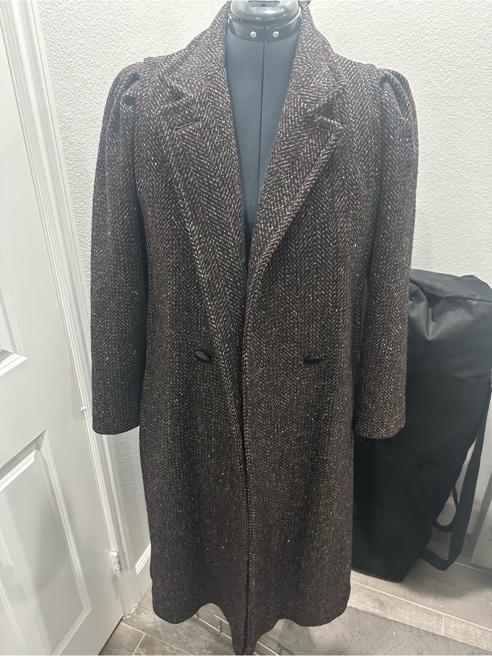 Vintage Pinpoint Fashions Long Coat 100% Wool Union Made USA  Large woman